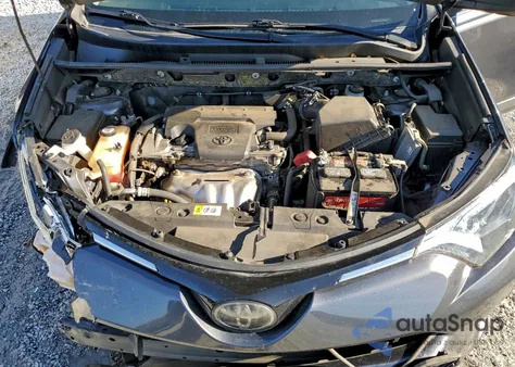 2018 Toyota Rav4 Le z USA, uszkodzony, nr VIN JTMZFREV6JJ733759